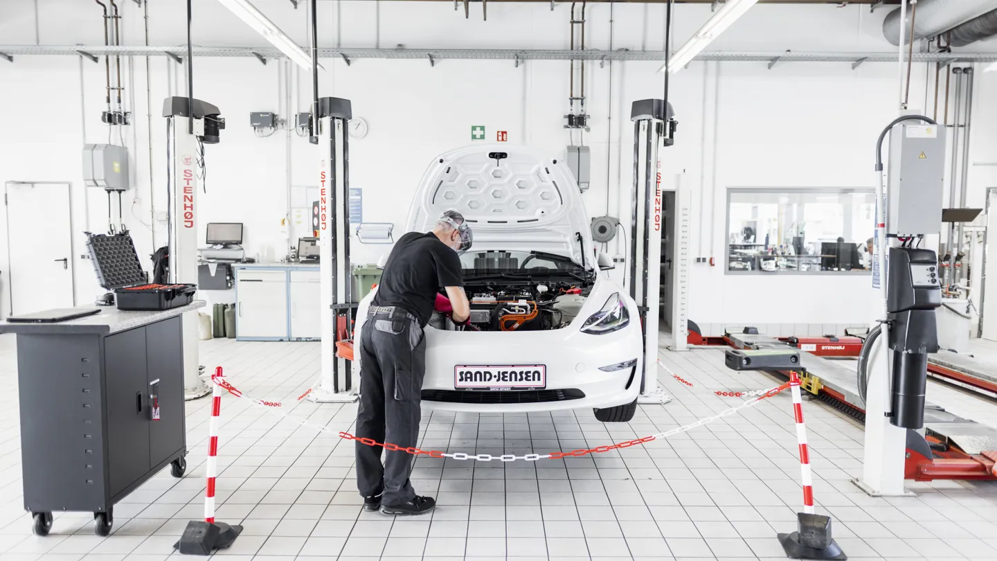 Autohaus Sandjensen 84A1683 Web